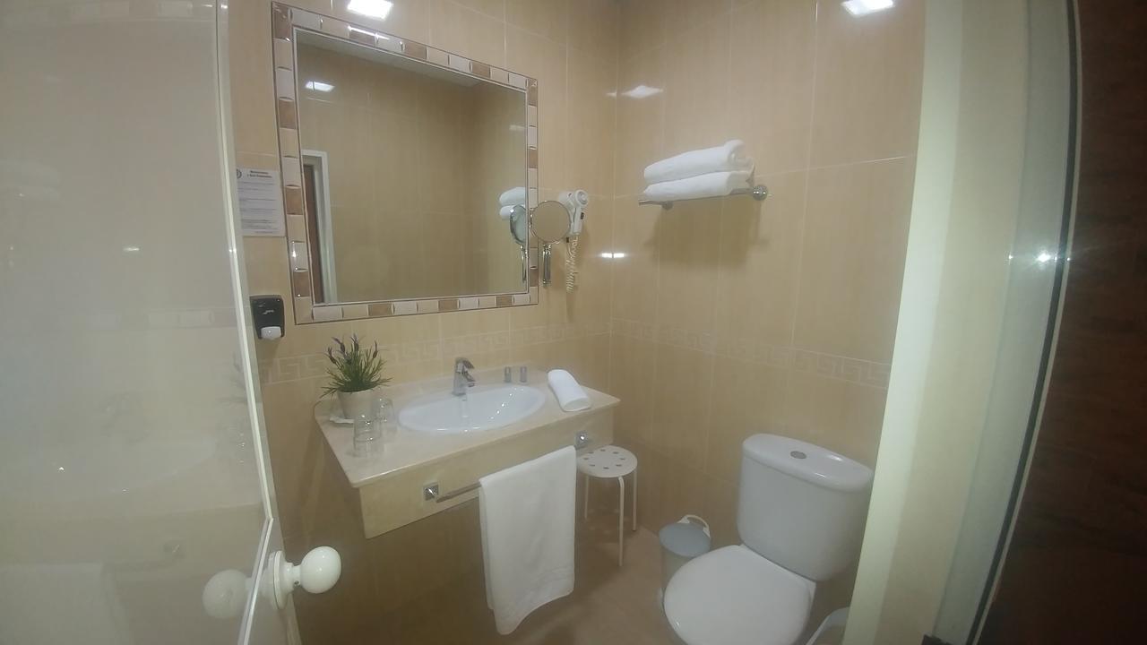 圣费尔南多 巴黎旅馆酒店 外观 照片